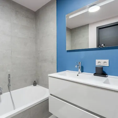 아파트 O'sea With Parking & Terrace By Interhome 오스텐드